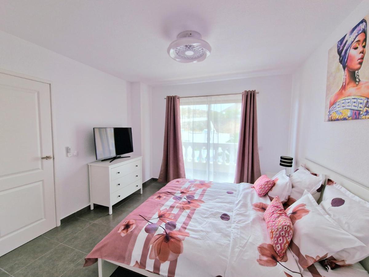 Rhea Calista Apartament Лос Кристианос Экстерьер фото